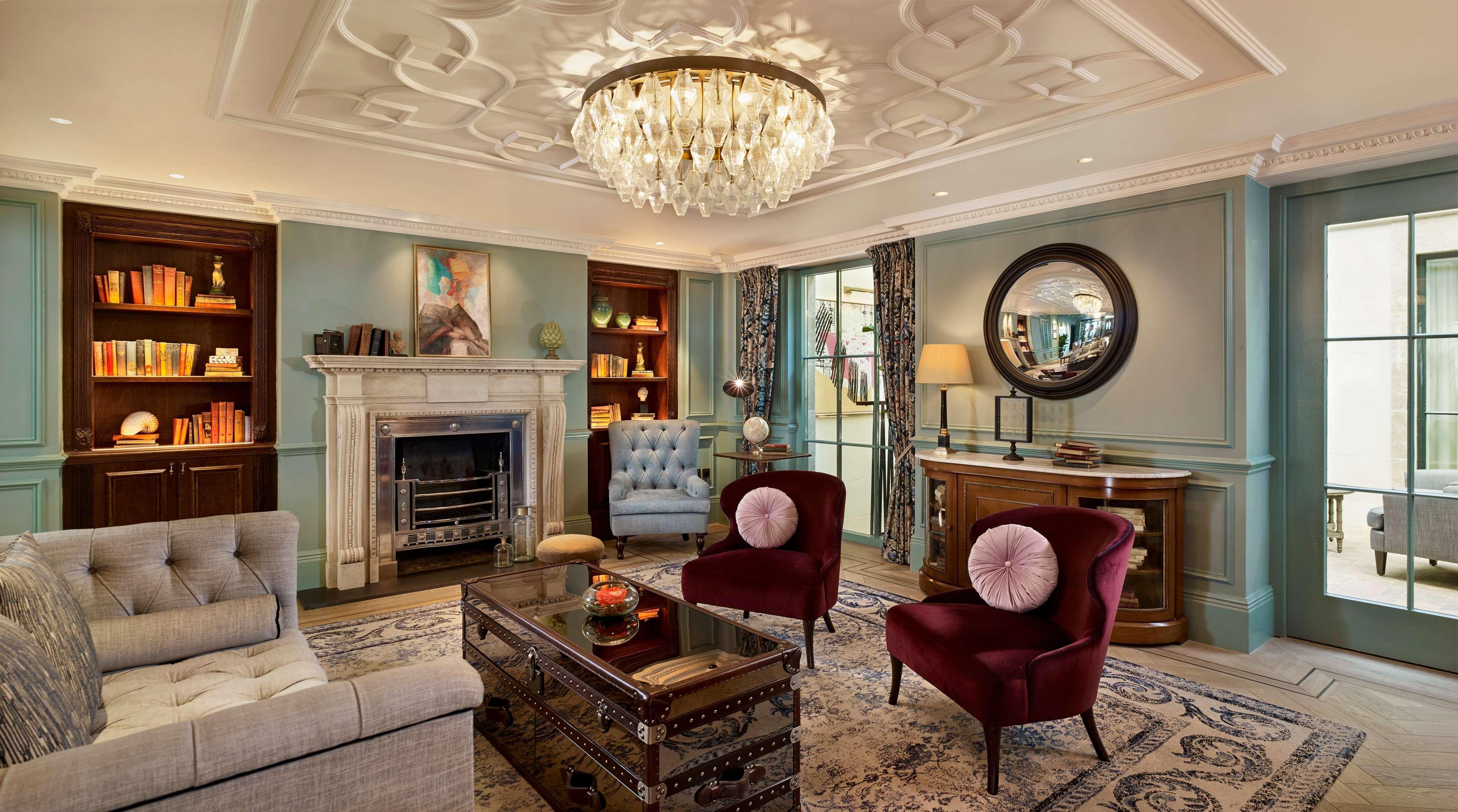 100 Queens Gate Hotel, Curio Collection By Hilton London Bagian luar foto